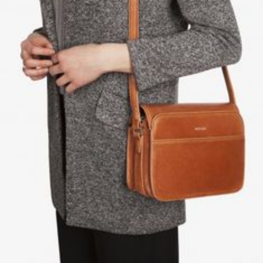 EUC Matt & Nat Elle Crossbody
